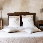 بيت ضيافة Le Clos Du Piheux 3*